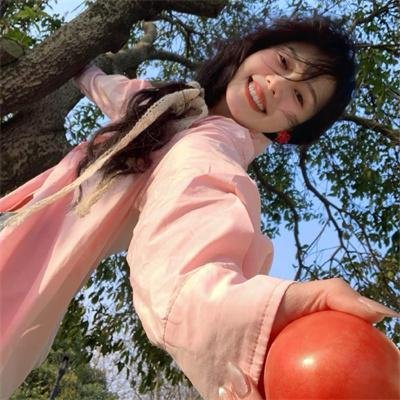 女孩向前走 在线播放